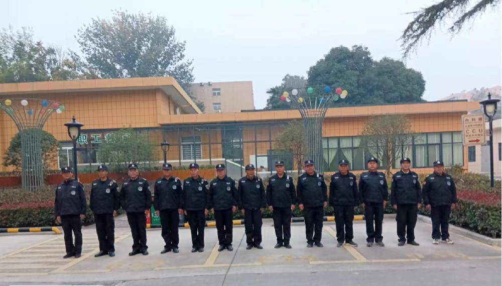 保安人防业务要以人为本