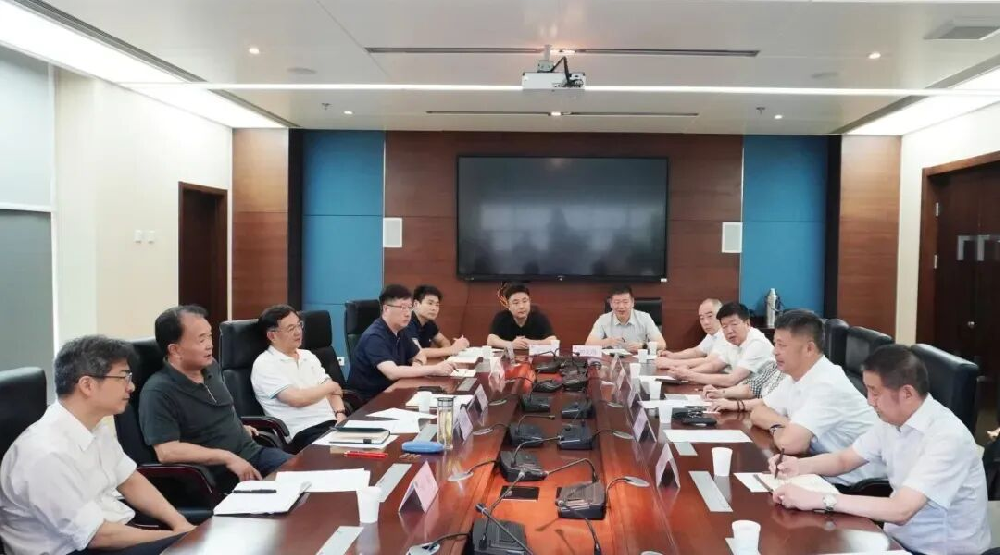杜航伟会长与陕西省保安协会一行座谈交流